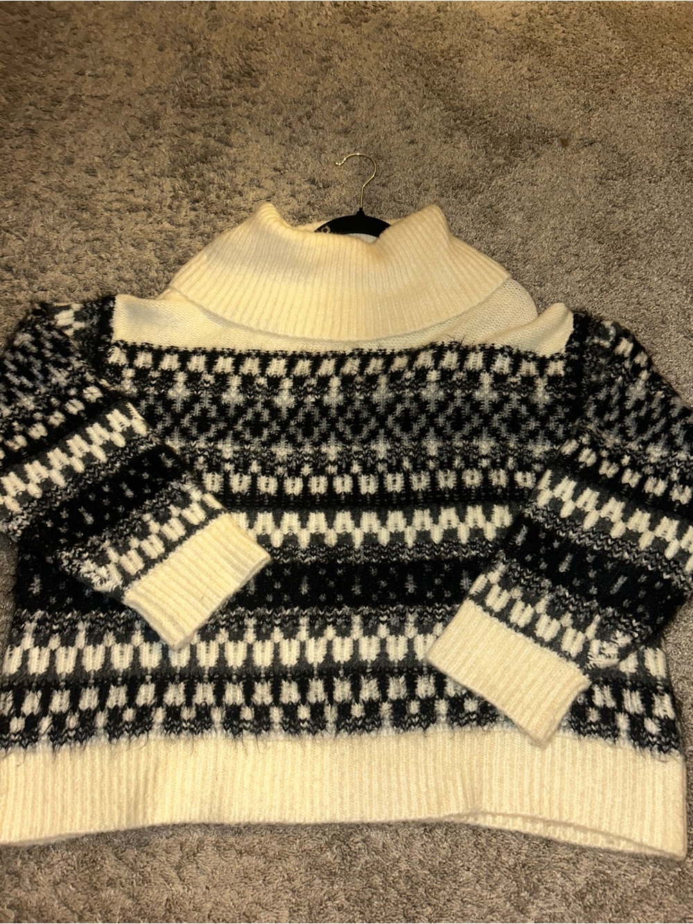 Universal Thread Black & Cream Fair Isle Turtleneck Sweater